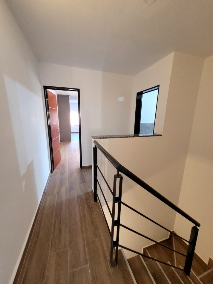 DUPLEX 2 DORM. EN HOUSING ZONA NORTE