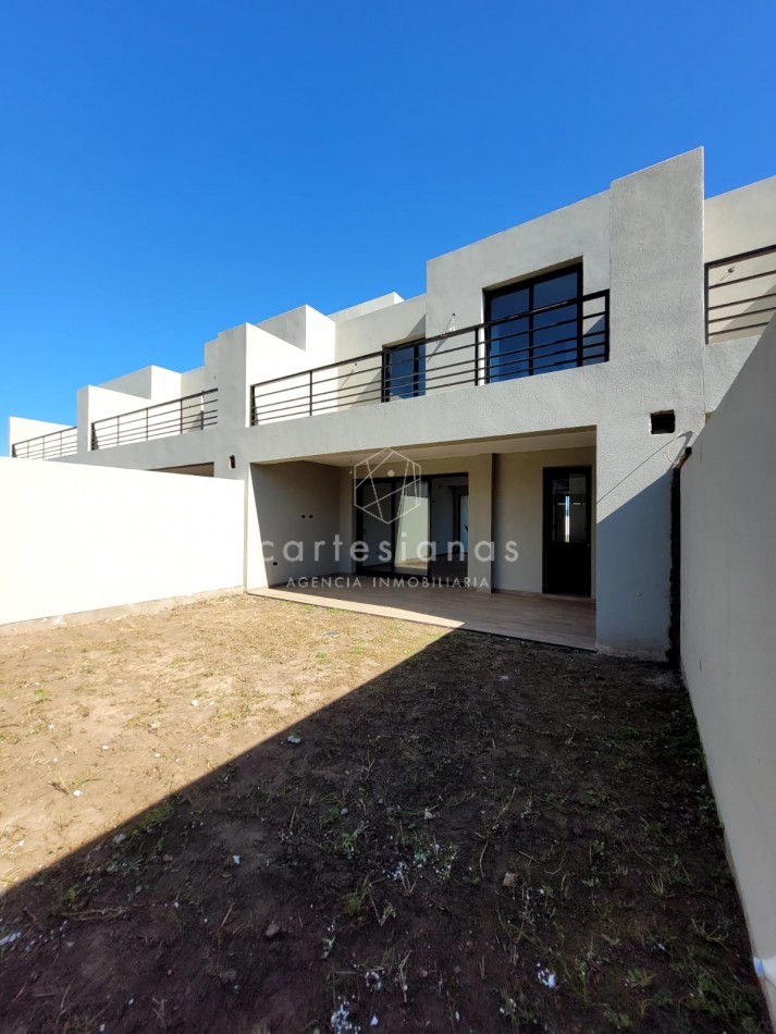 A ESTRENAR DUPLEX DE 3 DORM COLINAS DE MANANTIALES