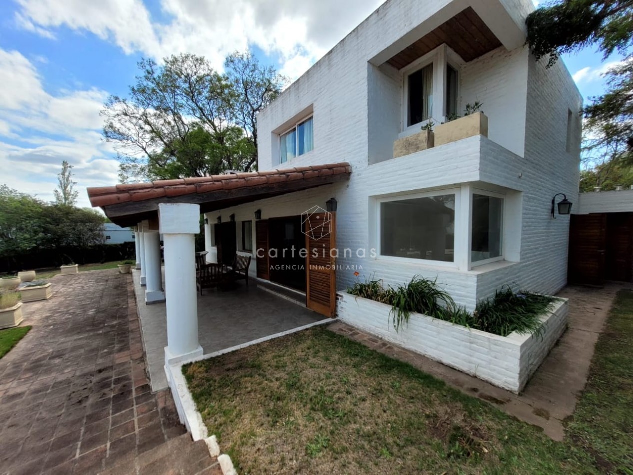 VILLA ALLENDE GOLF CASA C/ GRAN PARQUE DE 2400 M2