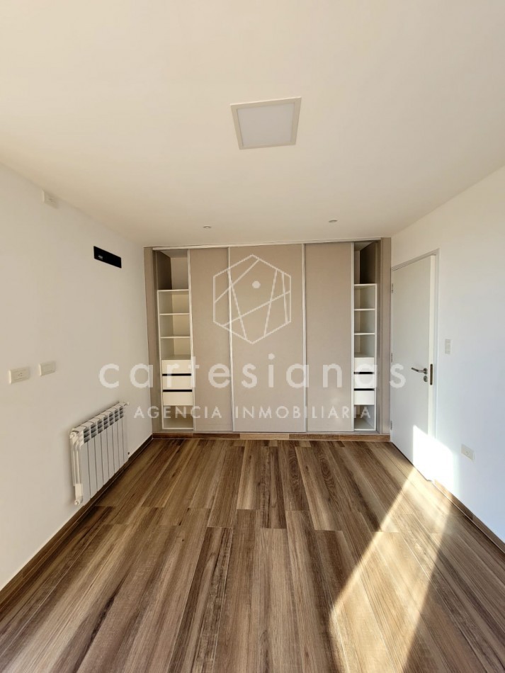 DOCTA DUPLEX 3 DORM ETAPA 1° SOBRE EL BOULEVARD PRINCIPAL
