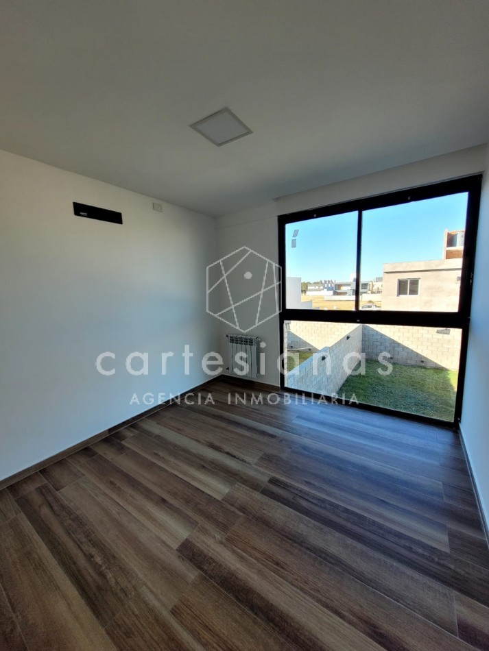 DOCTA DUPLEX 3 DORM ETAPA 1° SOBRE EL BOULEVARD PRINCIPAL