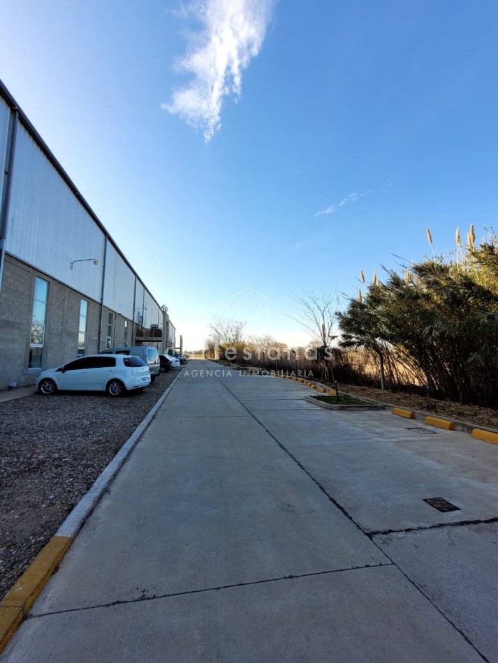 CENTRO LOGISTICO ALQUILER DE NAVES DE 1000 A 3000 M2 