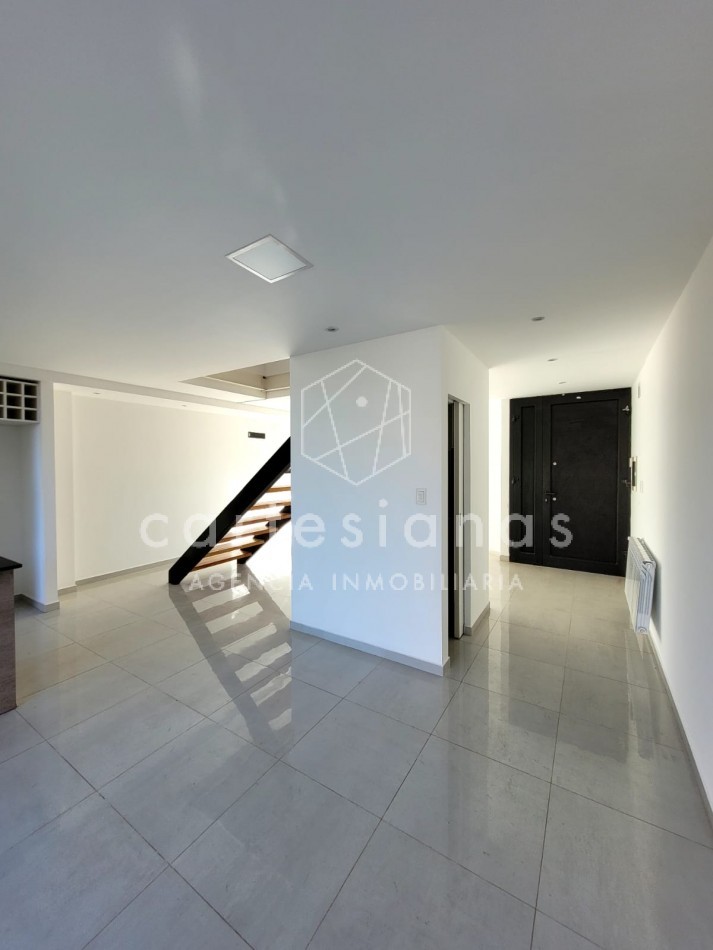 DOCTA DUPLEX 3 DORM ETAPA 1° SOBRE EL BOULEVARD PRINCIPAL