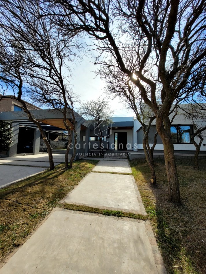 LAS CAÑITAS BARRIO PRIVADO CASA A ESTRENAR!!