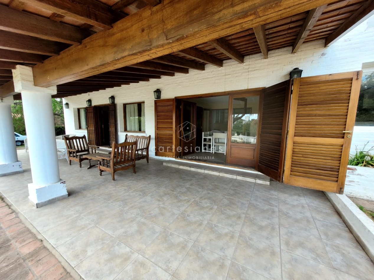 VILLA ALLENDE GOLF CASA C/ GRAN PARQUE DE 2400 M2