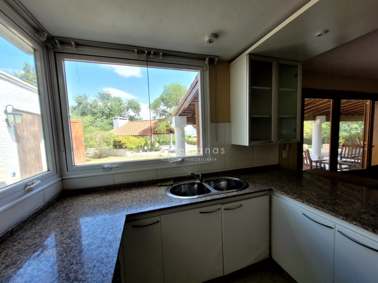 VILLA ALLENDE GOLF CASA C/ GRAN PARQUE DE 2400 M2