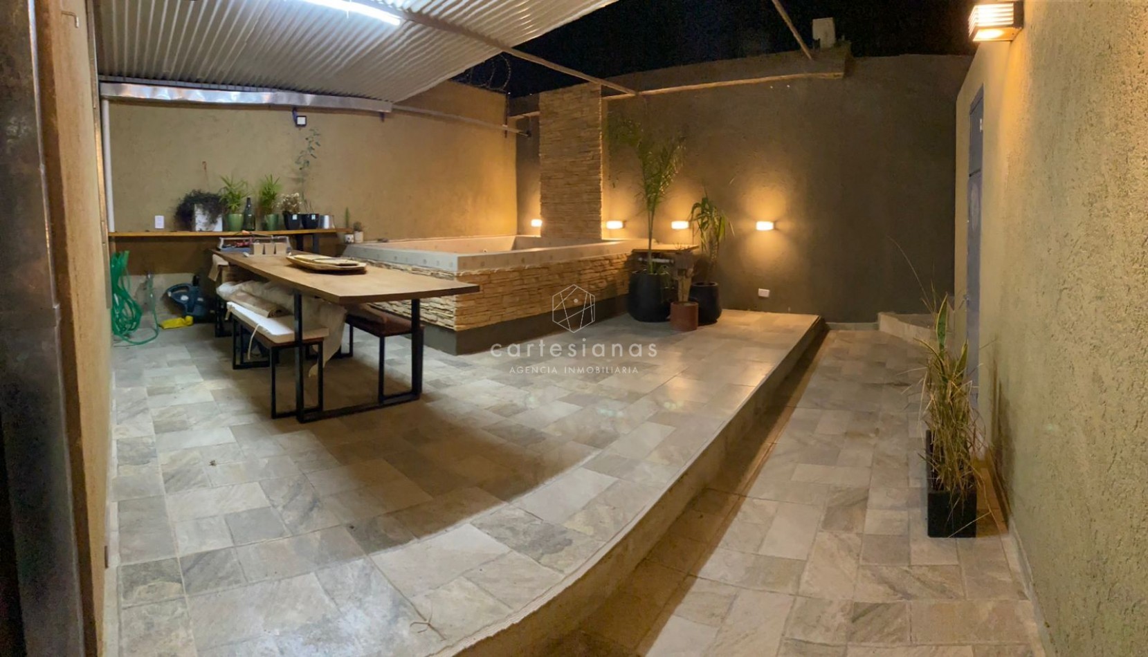 ZONA SUR COMPLEJO DE 3 DEPARTAMENTOS AMOBLADOS C/ COCHERA