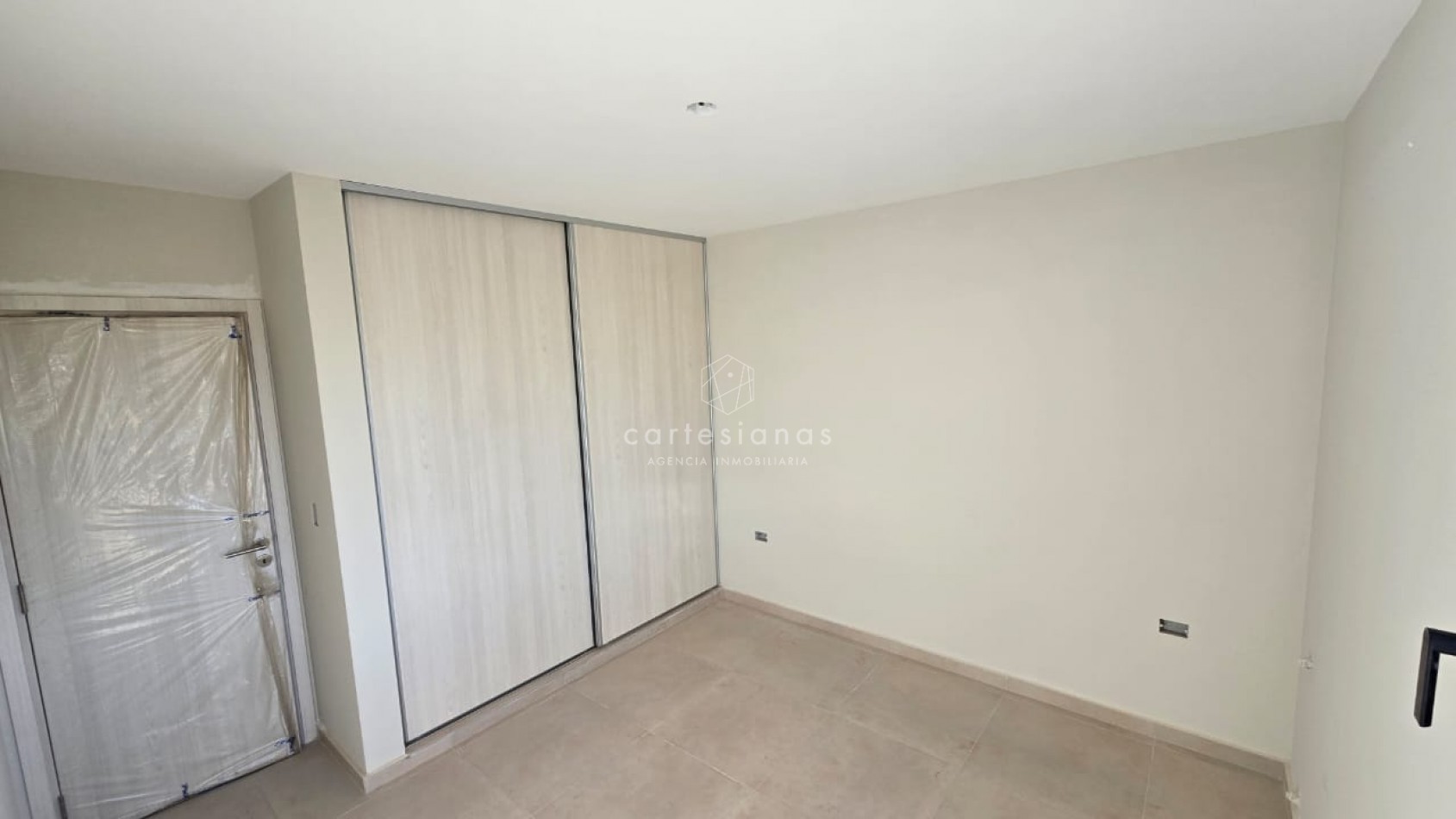 DOCTA DUPLEX 2 DORM