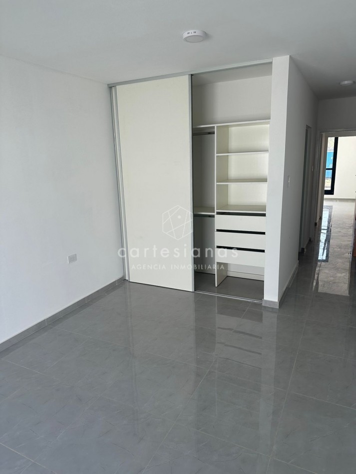 DUPLEX 2 DORM C/PILETA BARRIO NORTE VILLA ALLENDE 