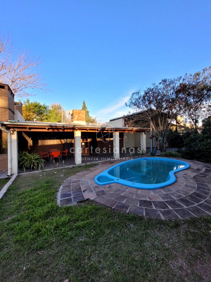 VILLA RIVERA INDARTE CASA 3 DORMITORIOS CON PILETA