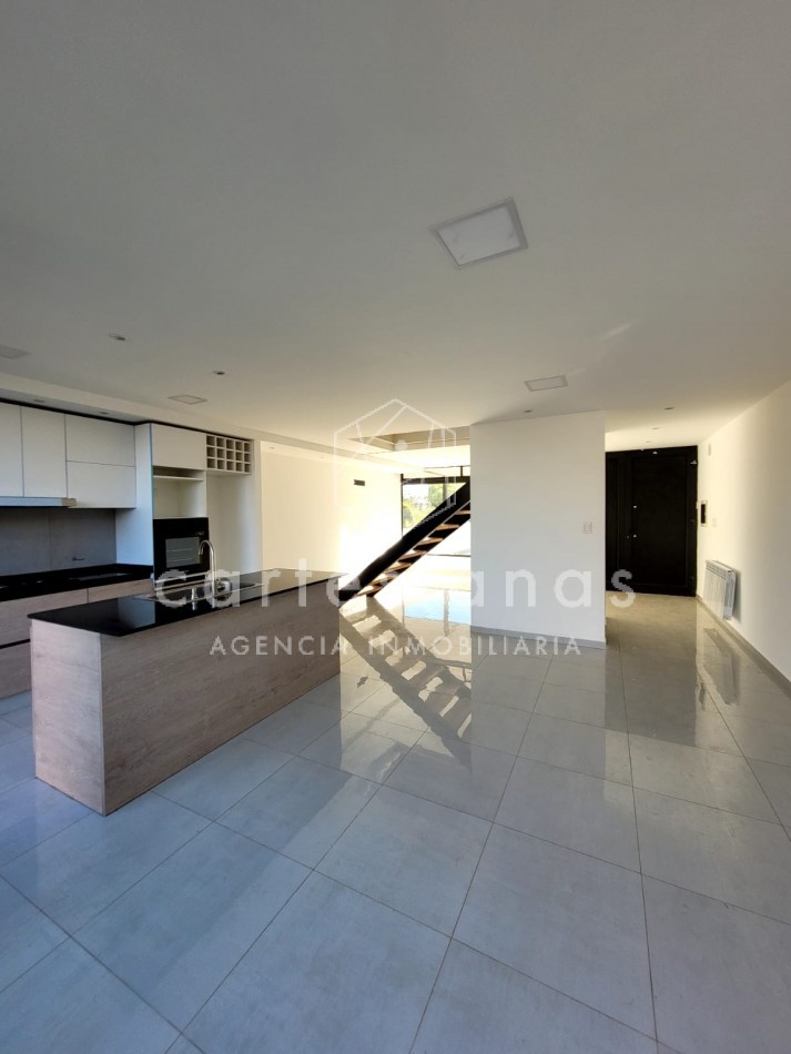 DOCTA DUPLEX 3 DORM ETAPA 1° SOBRE EL BOULEVARD PRINCIPAL