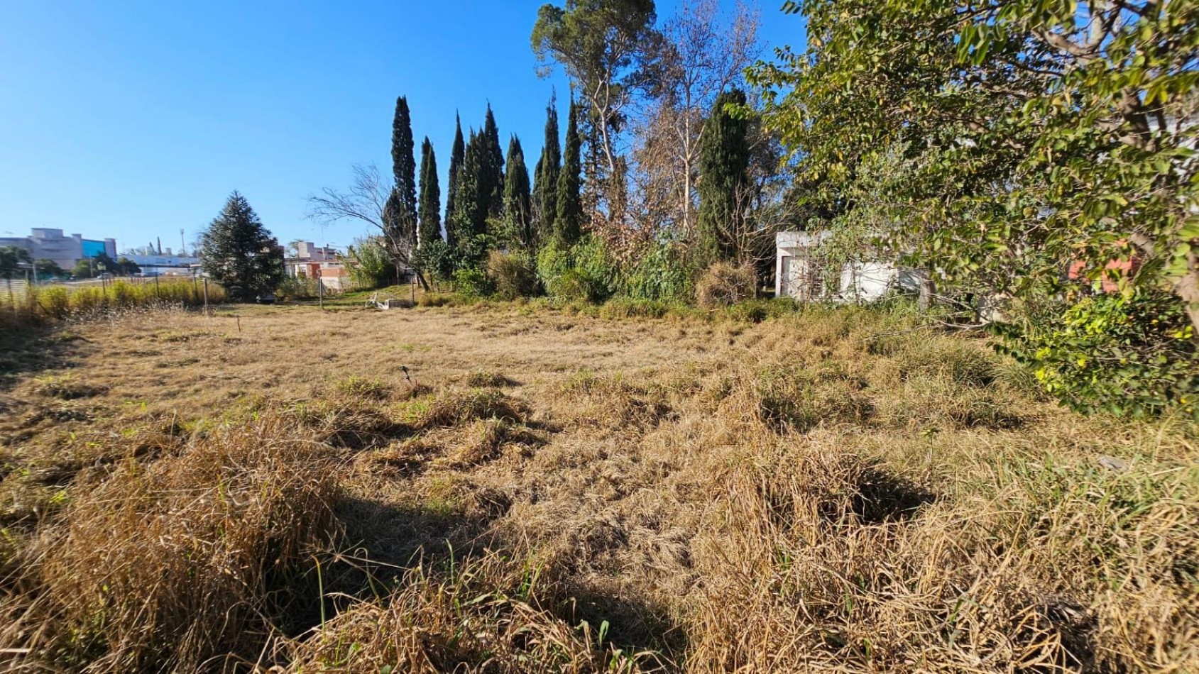 CERRO DE LAS ROSAS 2400 M2 APTO HOUSING. A MTRS DE RAFAEL NUÑEZ/MUJER URBANA