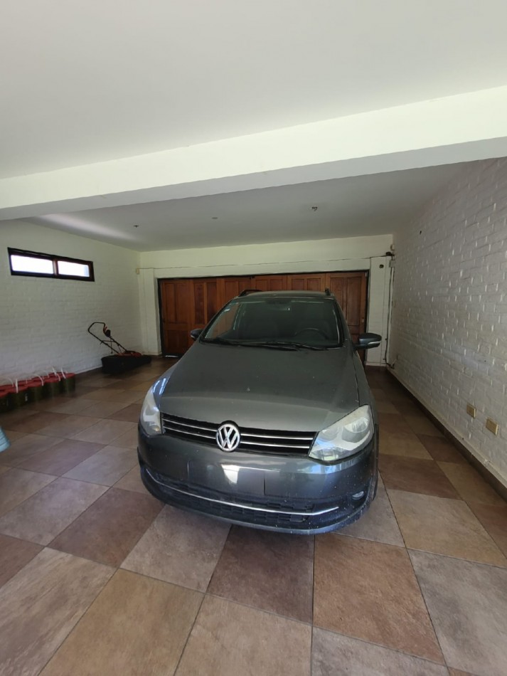 CASA 4 DORM + DEP DE SERV Y UNA SUP TOTAL 1000 M2 ARGUELLO | ZONA NORTE