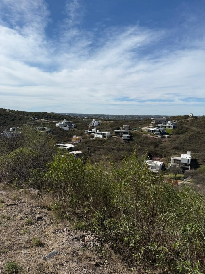 LA DESEADA COUNTRY LOTE DE 1376 M2 CON HERMOSAS VISTAS