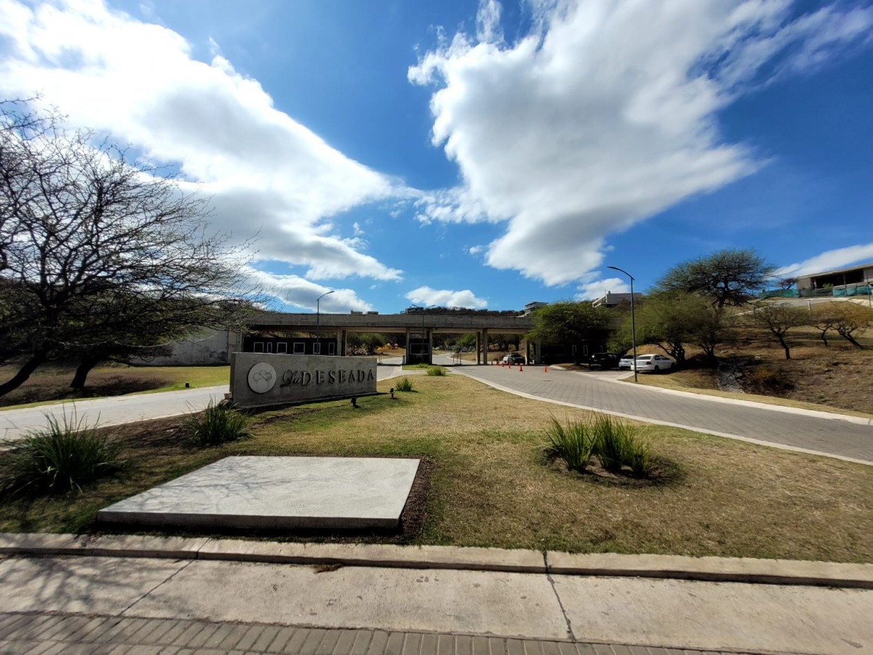 LA DESEADA COUNTRY LOTE DE 1376 M2 CON HERMOSAS VISTAS