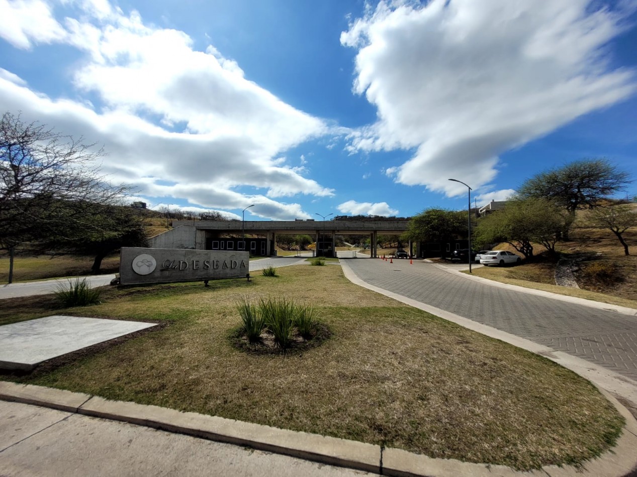 LA DESEADA COUNTRY LOTE DE 1376 M2 CON HERMOSAS VISTAS