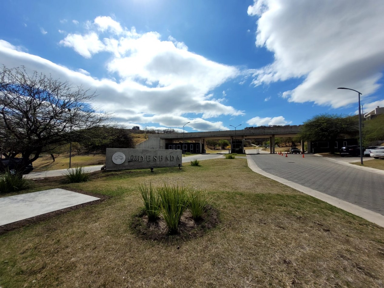 LA DESEADA COUNTRY LOTE DE 1376 M2 CON HERMOSAS VISTAS