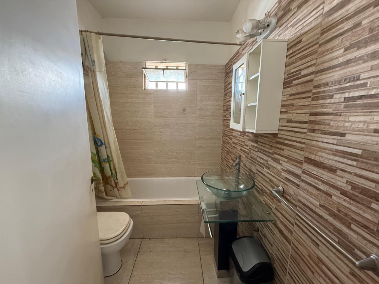 A 30 MTS DE RARAEL NUÑEZ CASA DE 4 DORM + ESCRIT C/PILETA