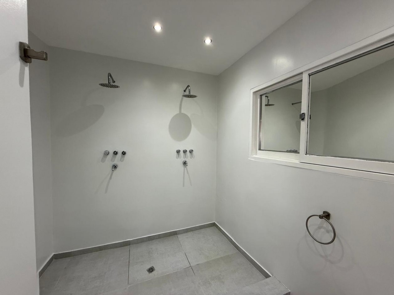 A 30 MTS DE RAFAEL NUÑEZ CASA DE 4 DORM + ESCRIT C/PILETA