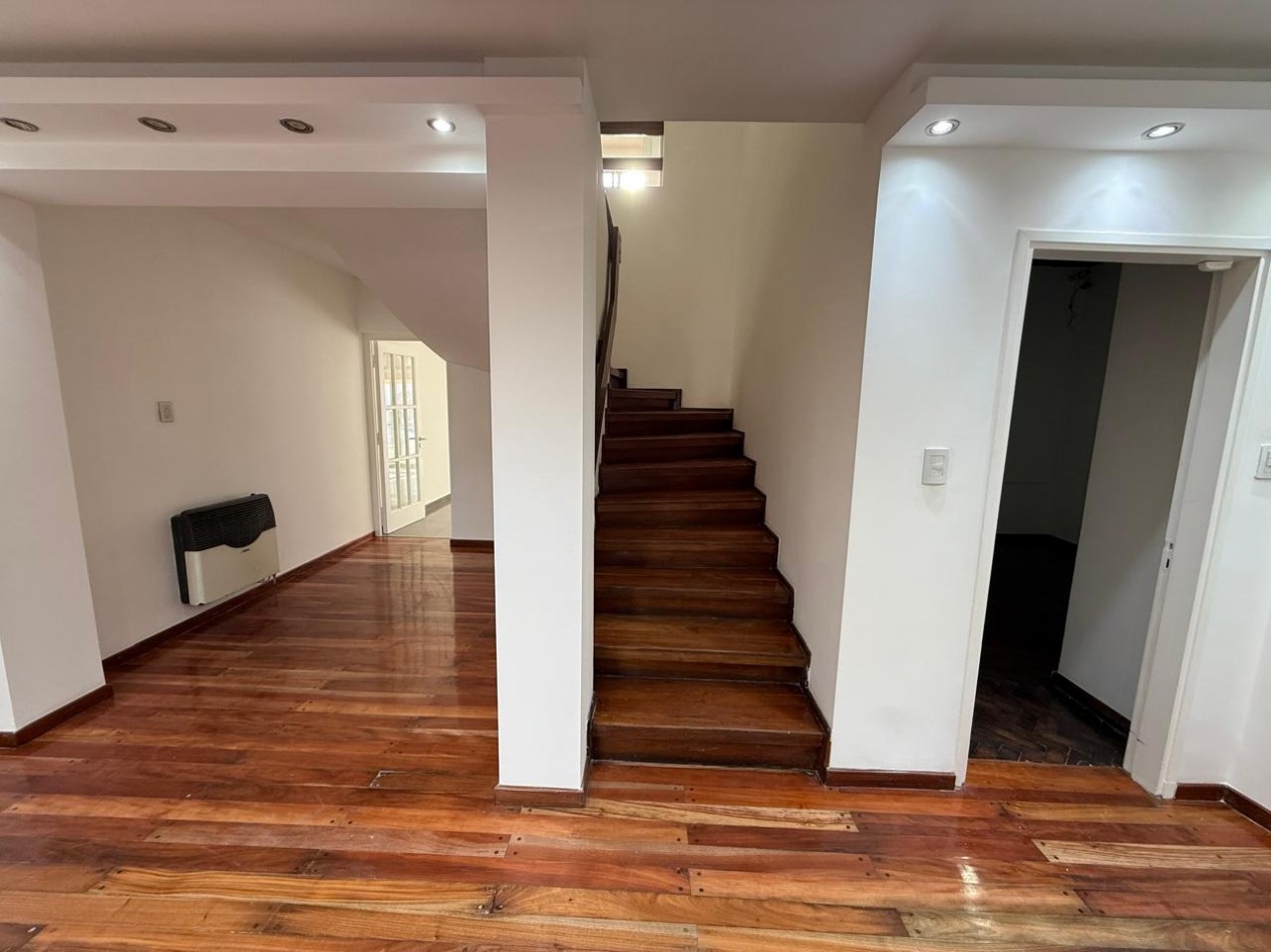 A 30 MTS DE RAFAEL NUÑEZ CASA DE 4 DORM + ESCRIT C/PILETA
