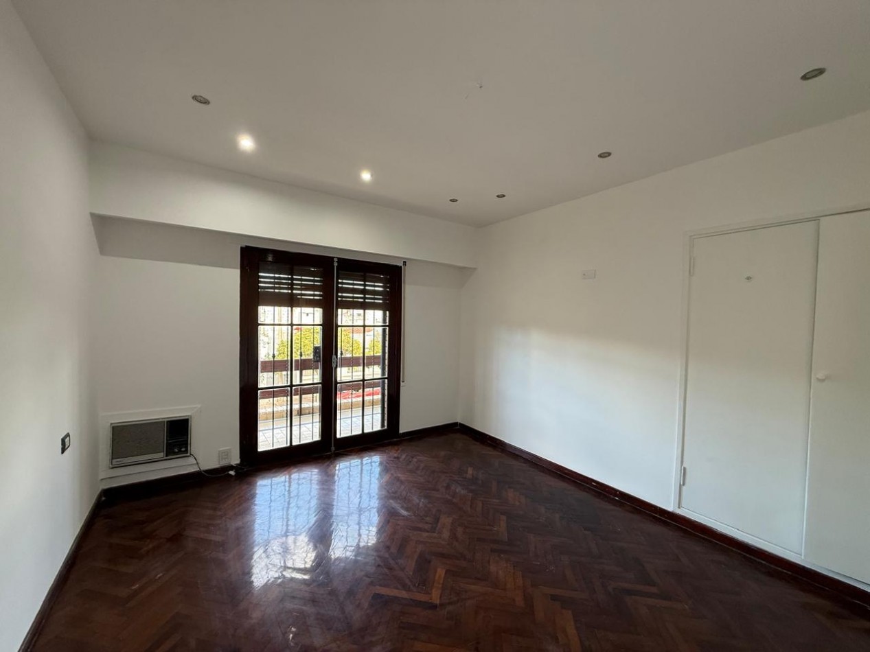 A 30 MTS DE RAFAEL NUÑEZ CASA DE 4 DORM + ESCRIT C/PILETA