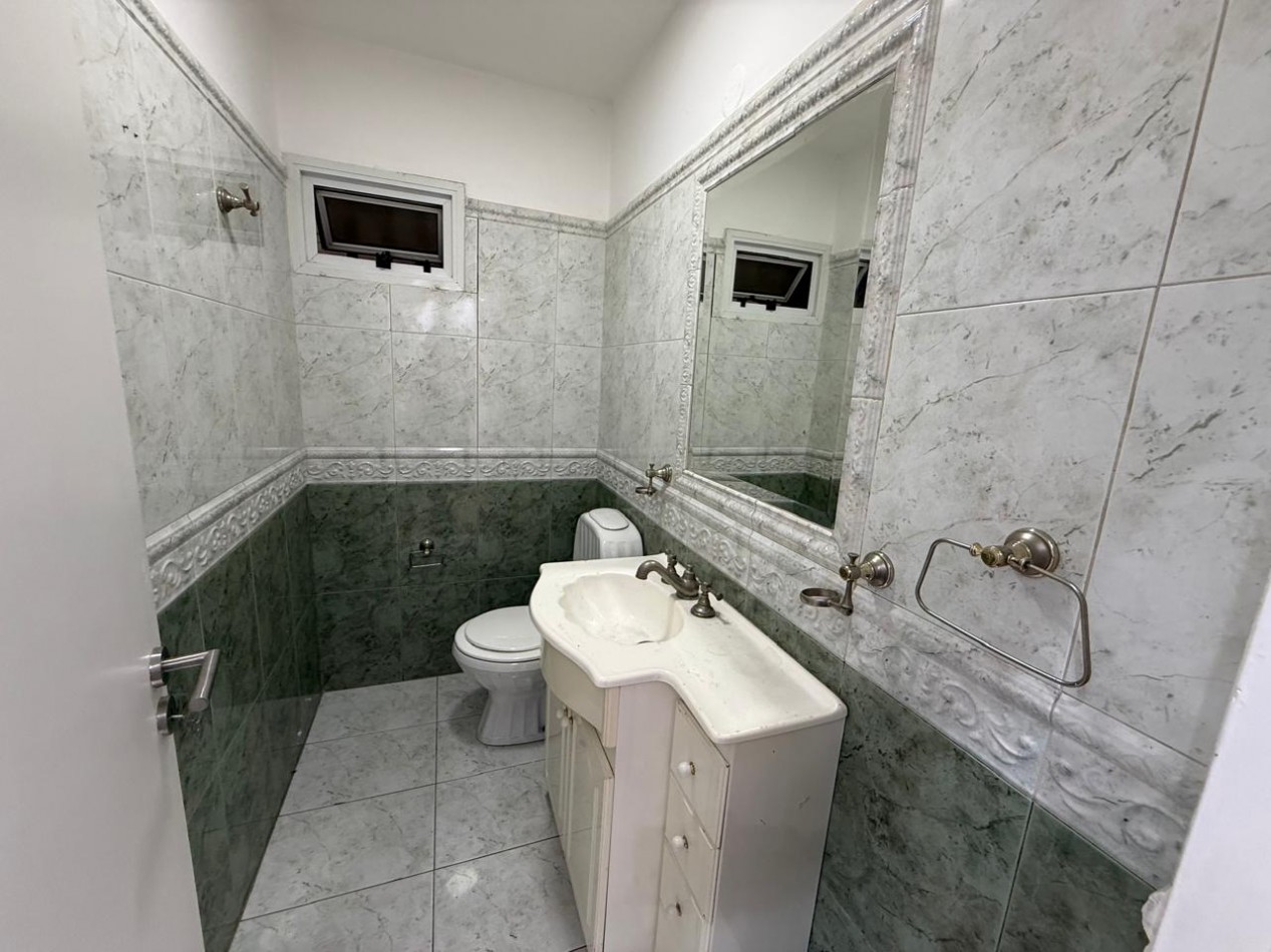 A 30 MTS DE RAFAEL NUÑEZ CASA DE 4 DORM + ESCRIT C/PILETA