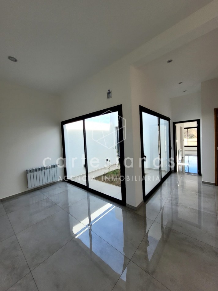 BARRIO PRIVADO LAS CAÑITAS CASA DE DISEÑO 3 DORM