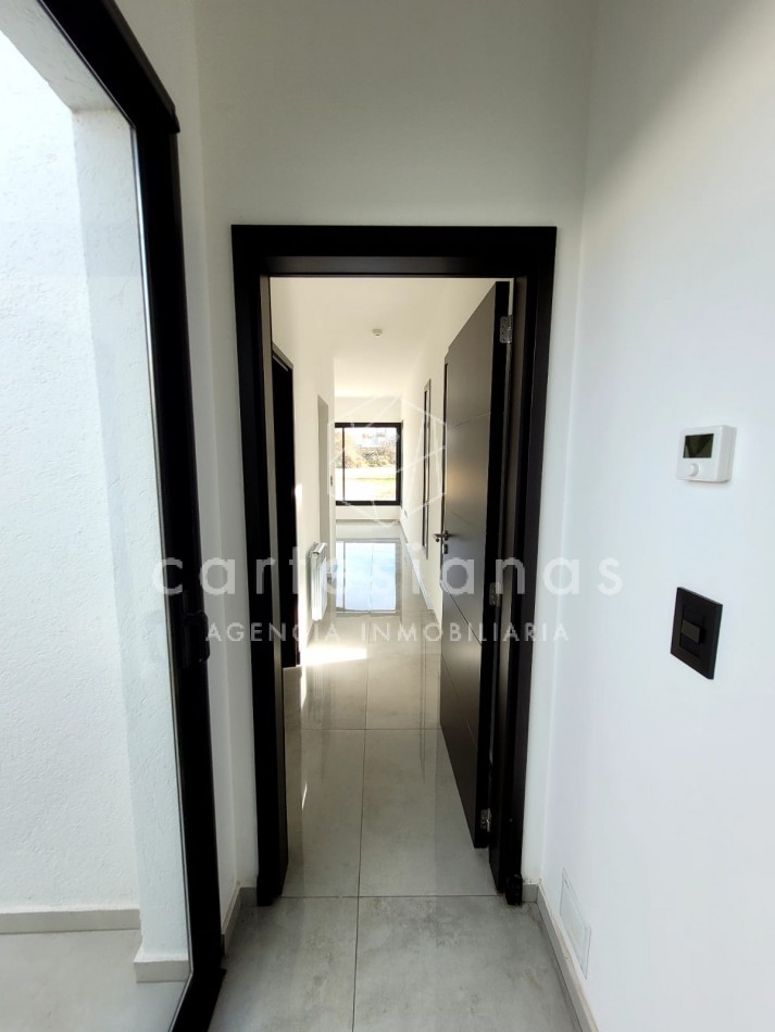 BARRIO PRIVADO LAS CAÑITAS CASA DE DISEÑO 3 DORM