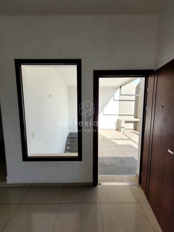 DUPLEX DE 3 DORM CON HERMOSAS VISTAS EN BARRIO PRIVADO LA CUESTA