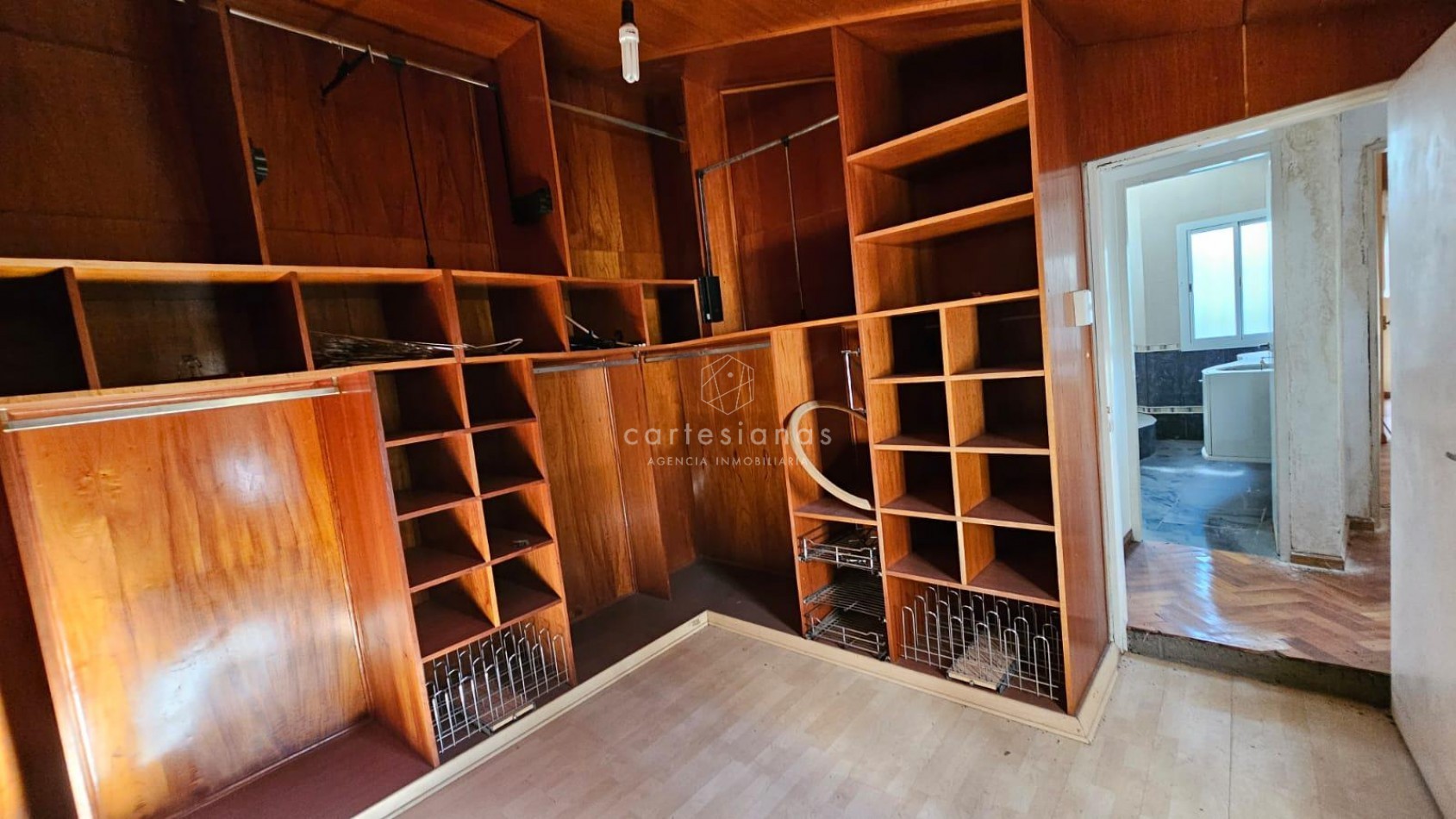 CERRO DE LAS ROSAS 2400 M2 APTO HOUSING. A MTRS DE RAFAEL NUÑEZ/MUJER URBANA