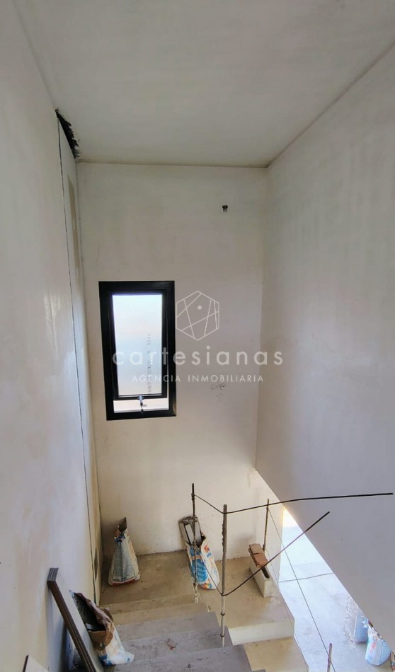 TORRENTES DEPTO DUPLEX 2 DORM C/CH MANANTIALES