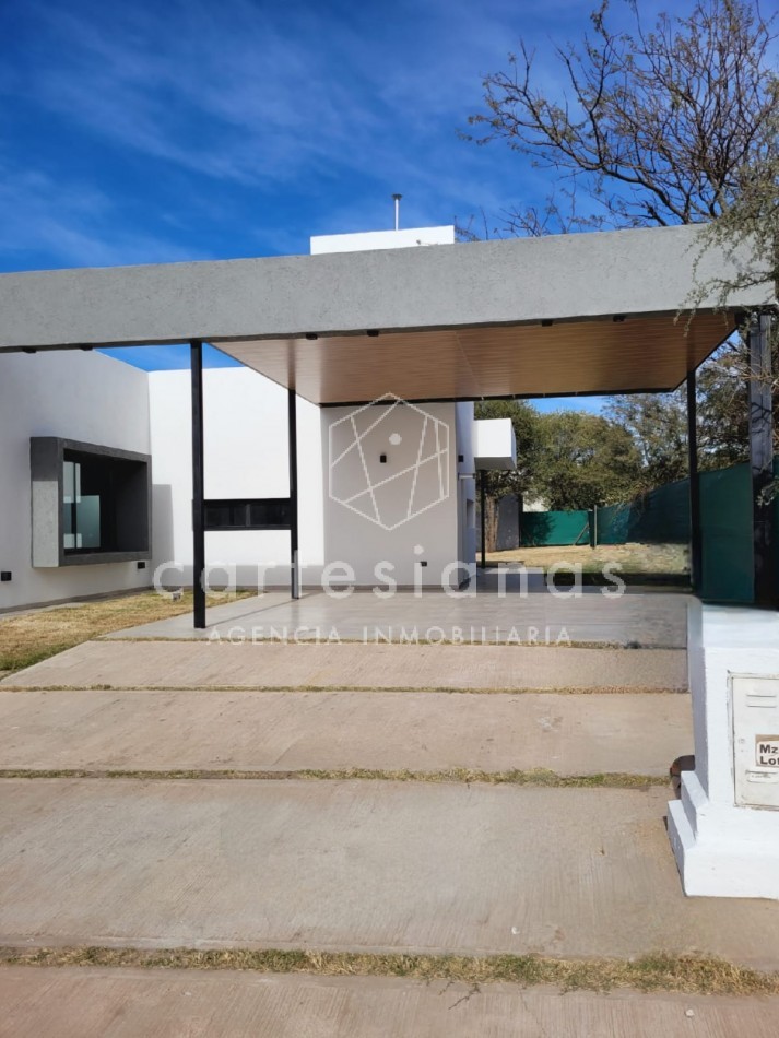 APTO CREDITO HIPOTECARIO LAS CAÑITAS BARRIO PRIVADO CASA DE 2 DORM +ESCRITORIO