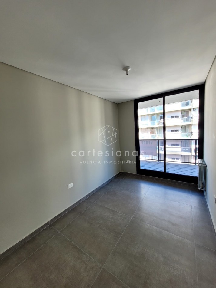 NUEVA CORDOBA DEPTO 2 DORM C/BALCON TERRAZA + 2 BAÑOS COMPLETOS