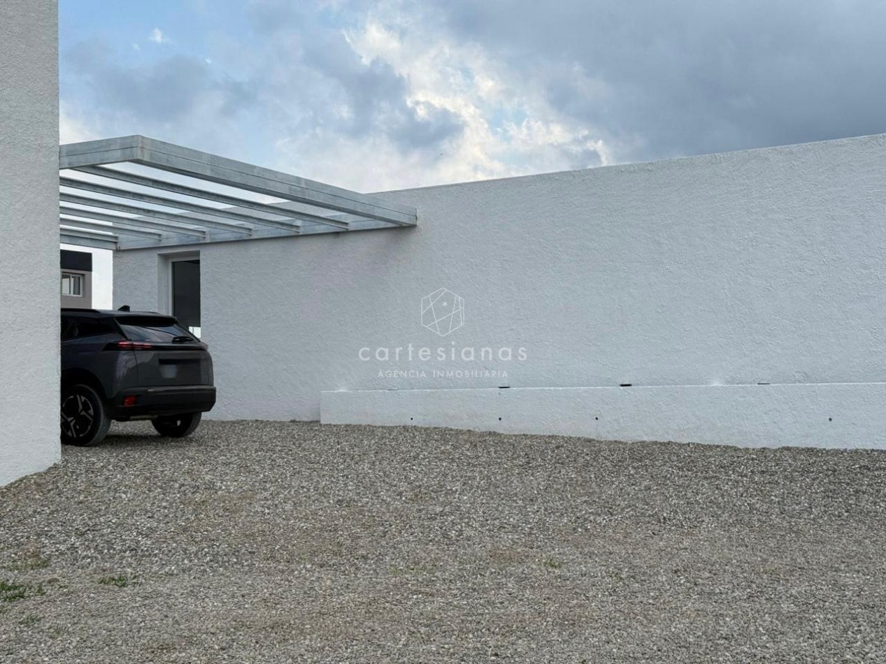 COUNTRY PUERTO DEL AGUILA CASA DE 3 DORM + PILETA 