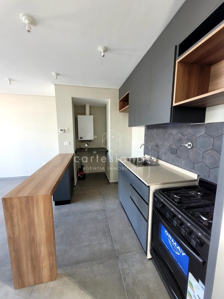 NUEVA CORDOBA DEPTO 1 DORM C/BALCON TERRAZA + LAVADERO