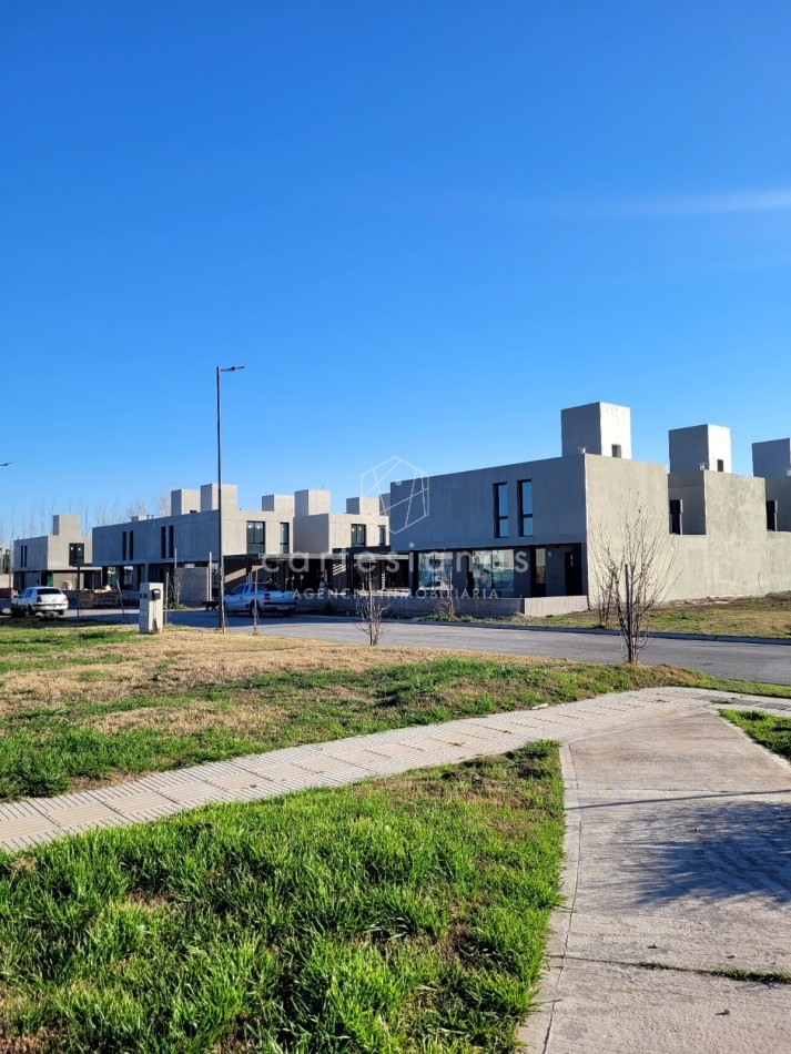 CHACRAS GREEN CASA EN CONDOMINIO | ZONA NORTE