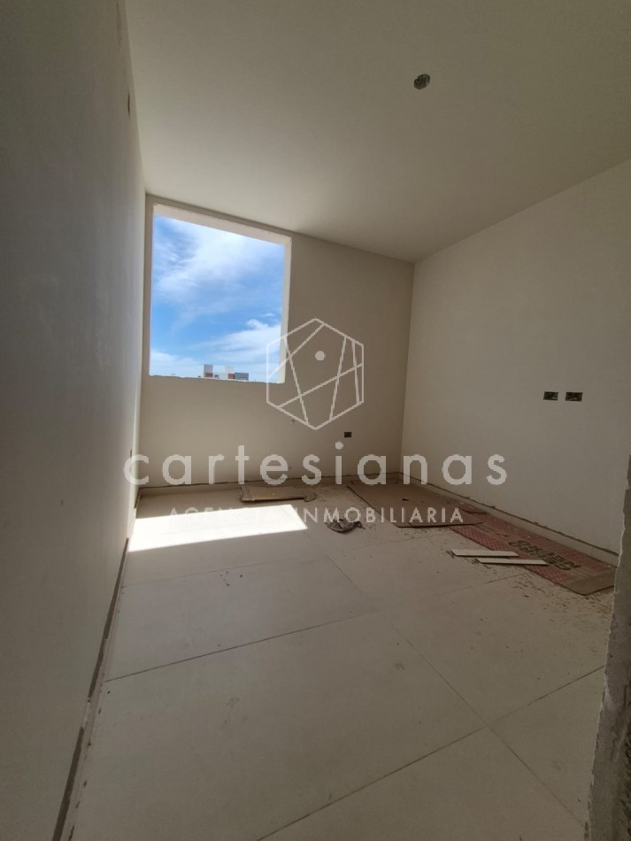 CASA EN PLANTA BAJA DE 3 DORMITORIOS. NOBU/DOCTA.