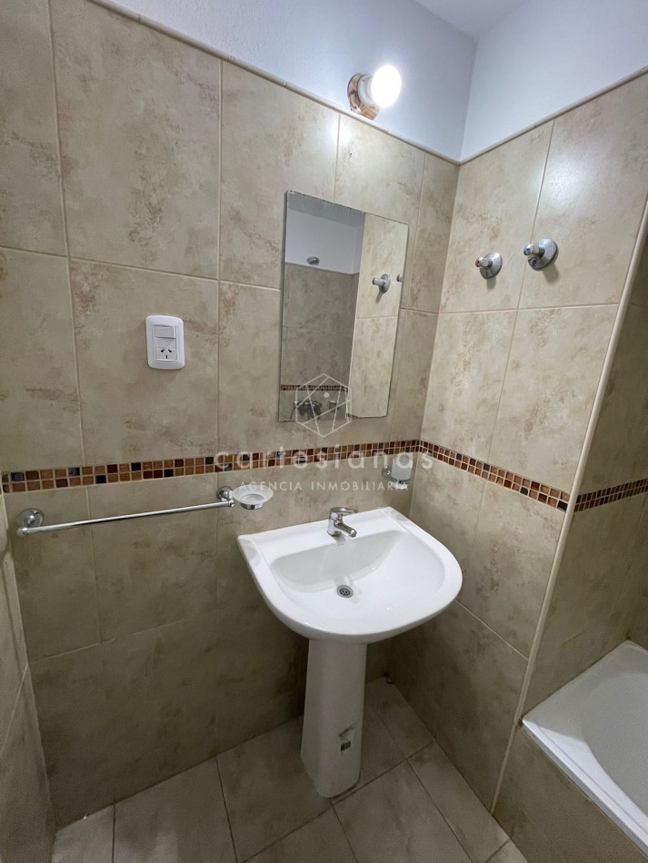 DEPTO 1 DORM C/BALCON AV. EMILIO OLMOS | CENTRO