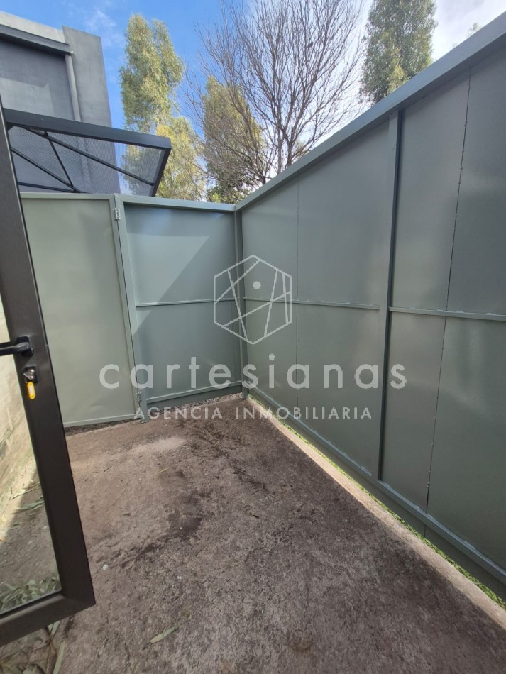 HOUSING LA CAROLINA H2 CASA DE 3 DORM EN VENTA