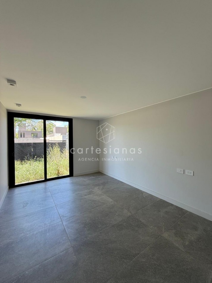 VILLA WARCALDE CASA EN UNA SOLA PLANTA DE 3 DORM EN HOUSING DE CATEGORIA