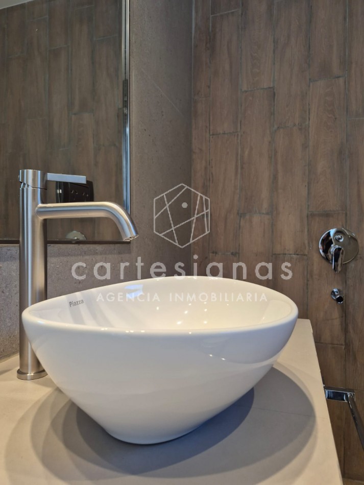 LA CUESTA VILLA RESIDENCIAL. EN VENTA CASA DE 3 DORMITORIOS. 