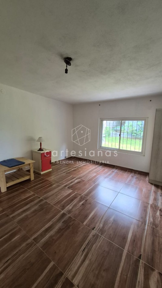 TANTI CASA DE 2 DORM + DEPTO 1 DORM B° SAN MIGUEL