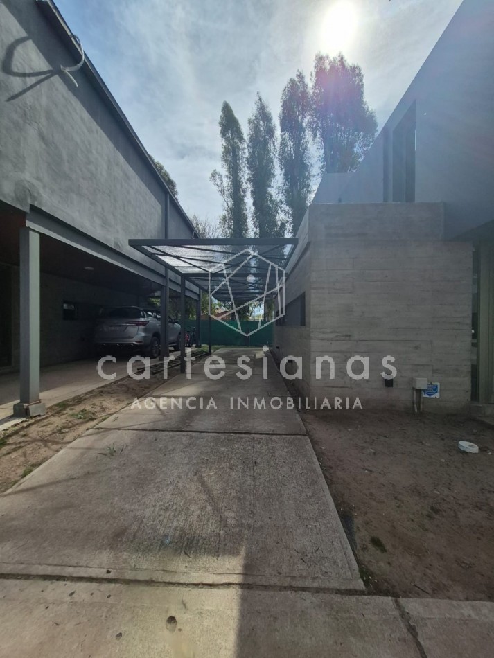 HOUSING LA CAROLINA H2 CASA DE 3 DORM EN VENTA