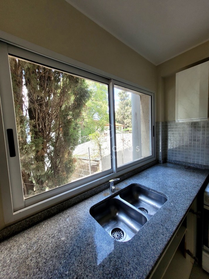 DEPTO ESTILO DUPLEX DE 2 DORM SOBRE CALLE FRANCISCO LAPRIDA | OBSERVATORIO