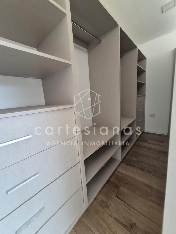 HOUSING LA CAROLINA H2 CASA DE 3 DORM EN VENTA