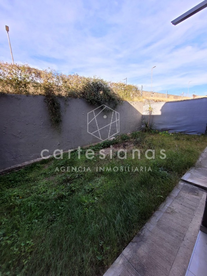 COUNTRY LA CUESTA DUPLEX DE 3 DORM CON HERMOSAS VISTAS!!