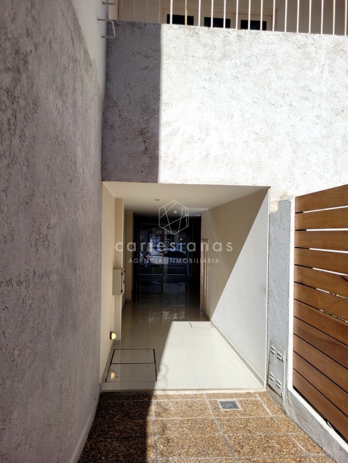 DEPTO 1 DORM C/PATIO SOBRE CALLE LAPRIDA | OBSERVATORIO