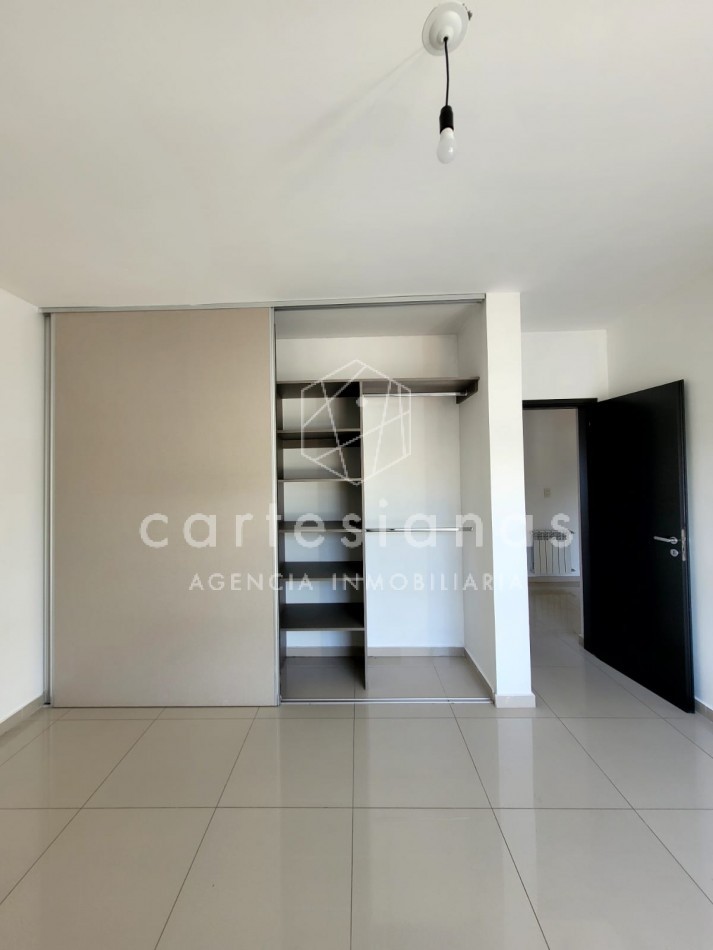 COUNTRY LA CUESTA DUPLEX DE 3 DORM CON HERMOSAS VISTAS!!