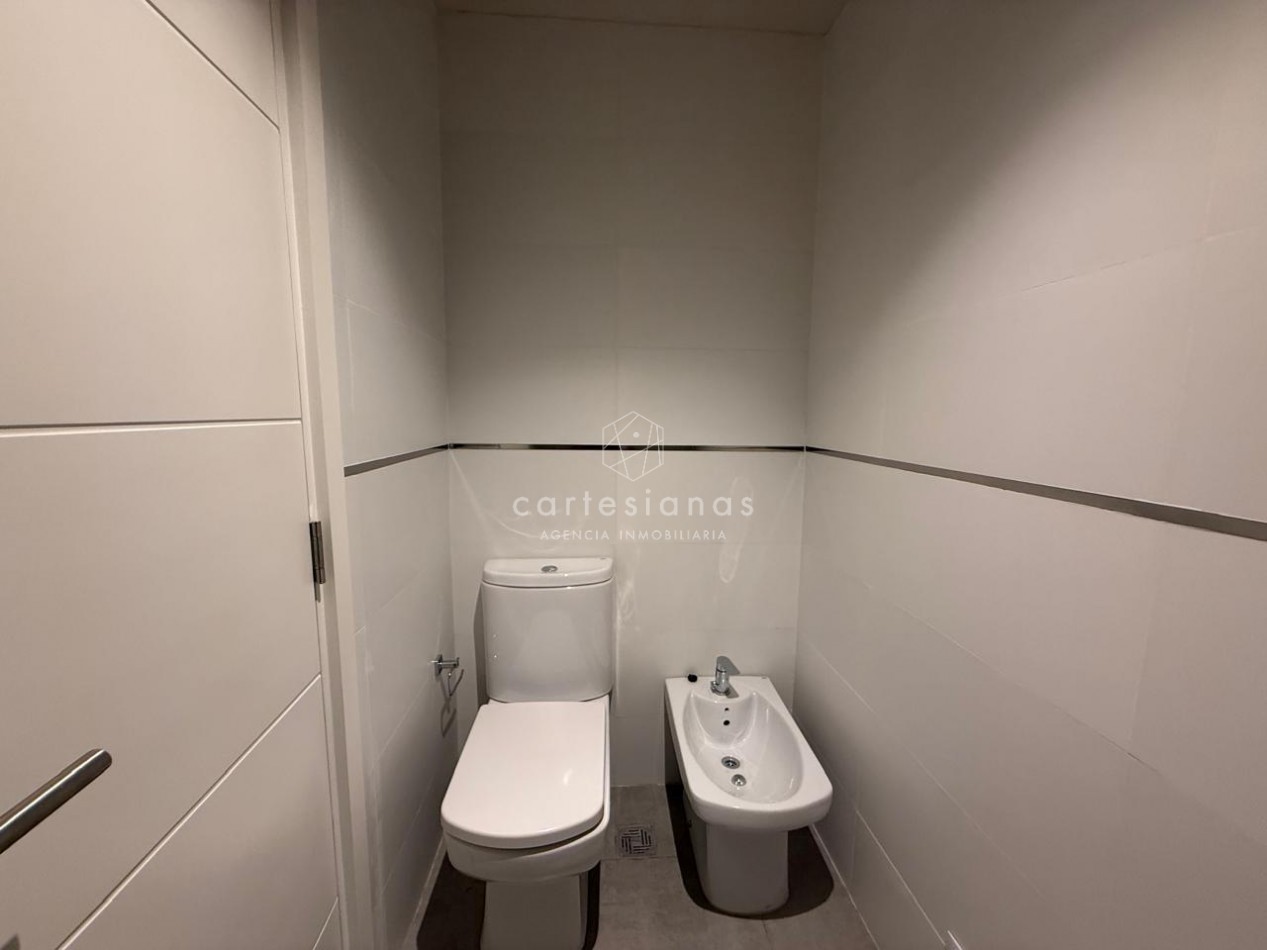 DEPTO DE 3 DORM C/ COCH EN CONDOMINIO EN ARGUELLO 