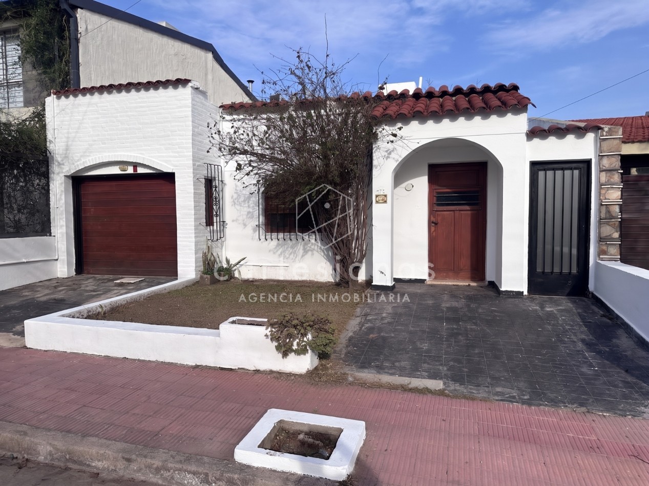 GRANJA DE FUNES | ALQUILER CASA DE 3 DORM A 50 MTRS DE RAFAEL NUÑEZ 